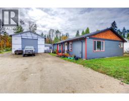 Primary Bedroom - 3386 Lake Trail Rd, Courtenay, BC V9N9M2 Photo 7