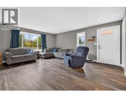 Bedroom - 3386 Lake Trail Rd, Courtenay, BC V9N9M2 Photo 8