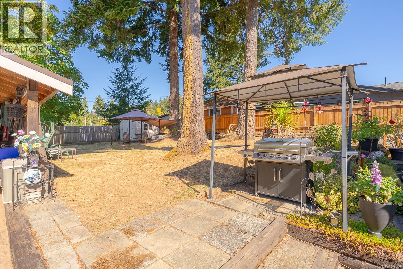 1855 Sandra Pl - Image 24