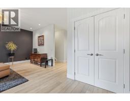 1903 26 Avenue SW - photo 5