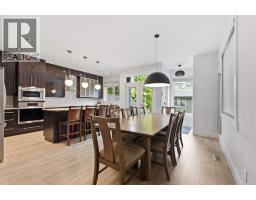 1903 26 Avenue SW - photo 19