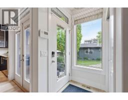 1903 26 Avenue SW - photo 20