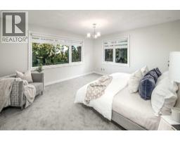 44 Stradwick Way SW - photo 21