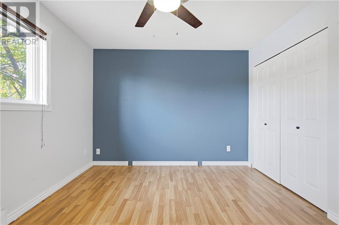 439 Levesque Street - 16