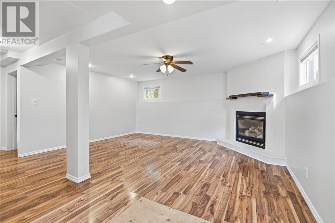 439 Levesque Street - 20