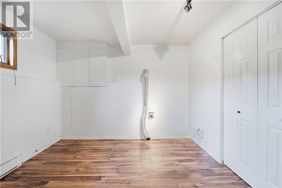 439 Levesque Street - 31