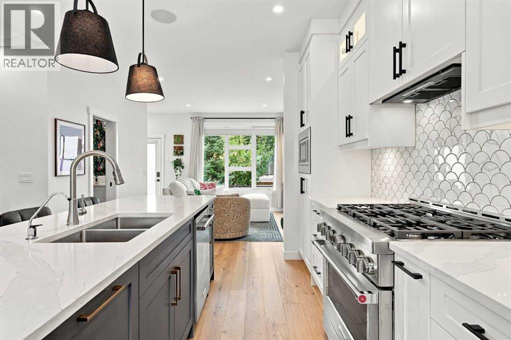 3209 16 Street SW - Image 11