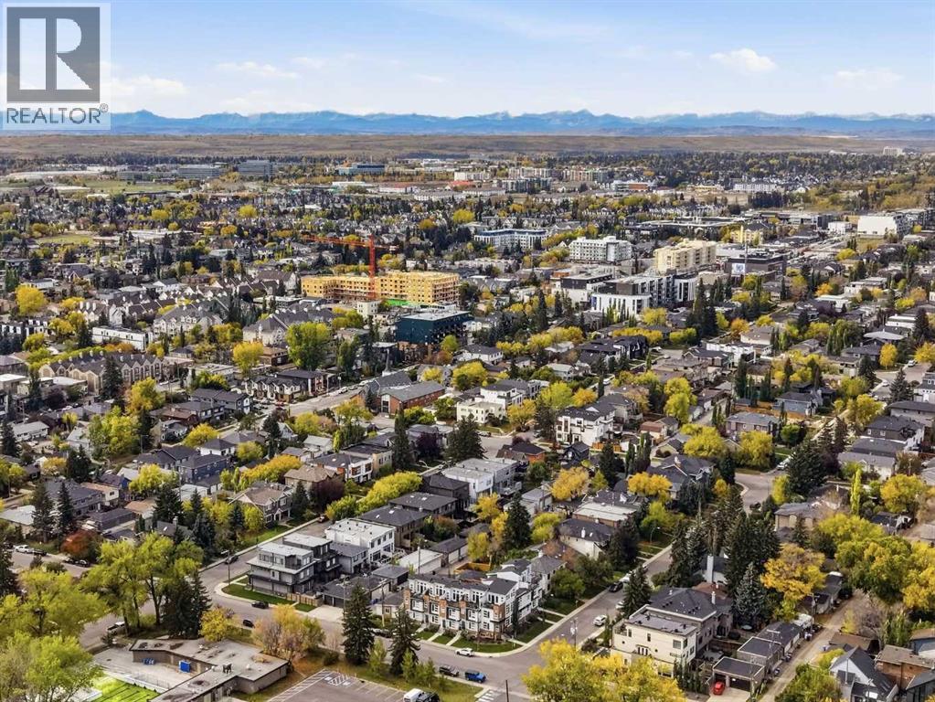3209 16 Street SW - 49