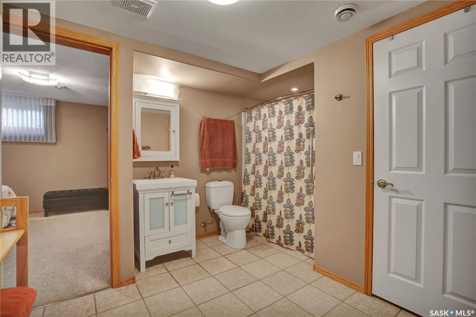 3 135 Pinehouse DRIVE, Saskatoon — photo 32