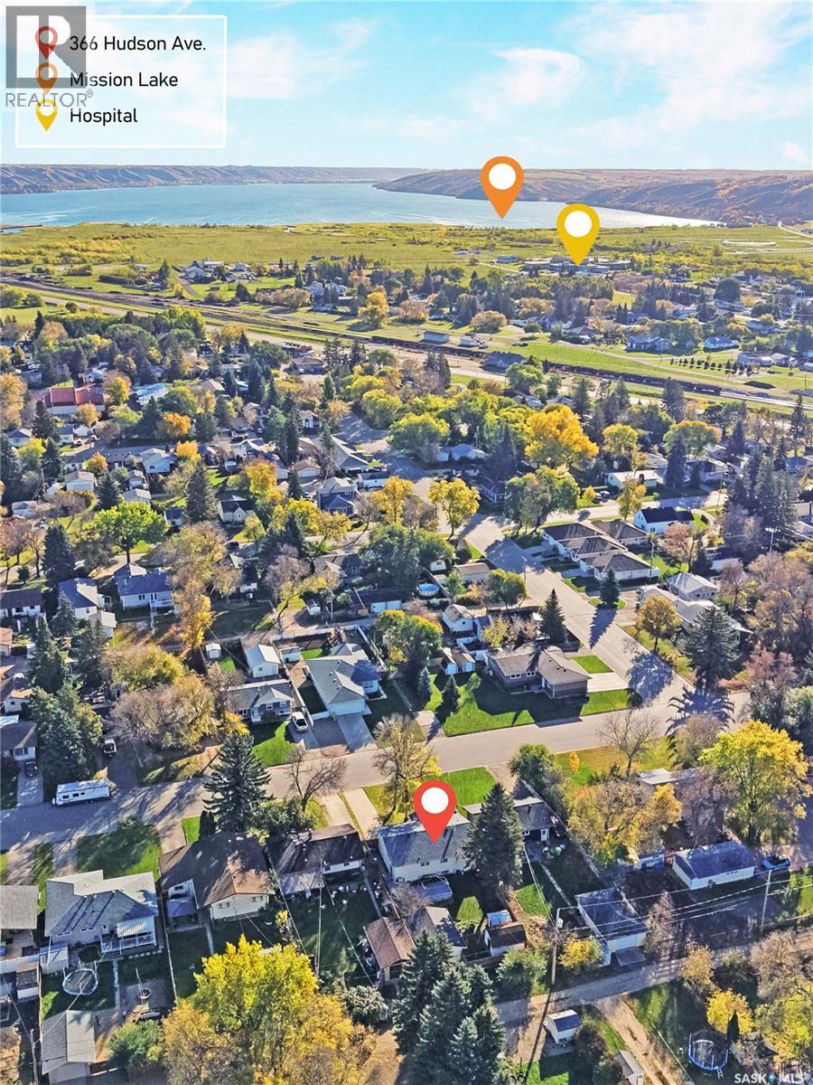366 Hudson AVENUE - 40