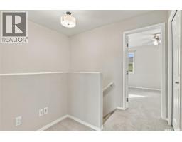 21 300 Maccormack Road, Martensville, SK S0K0A2 Photo 12