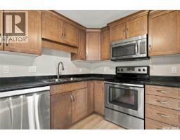 Dining nook - 21 300 Maccormack Road, Martensville, SK S0K0A2 Photo 8