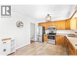 5 Deer Lane, New Maryland, NB E3C1H8 Photo 15