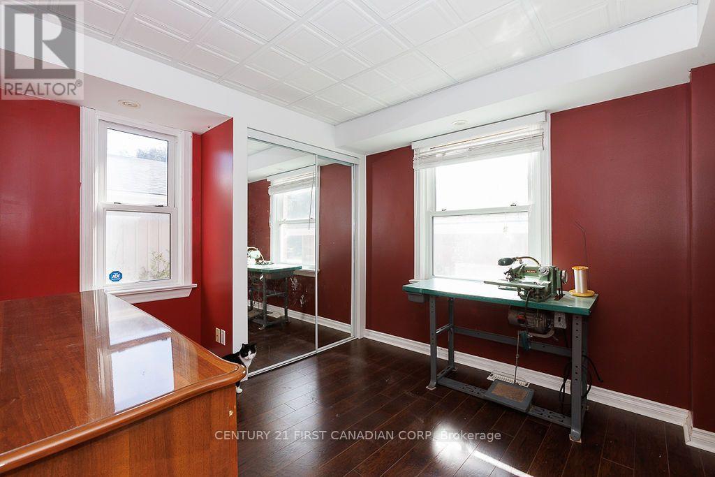 1010 DEARNESS DRIVE - Image 33