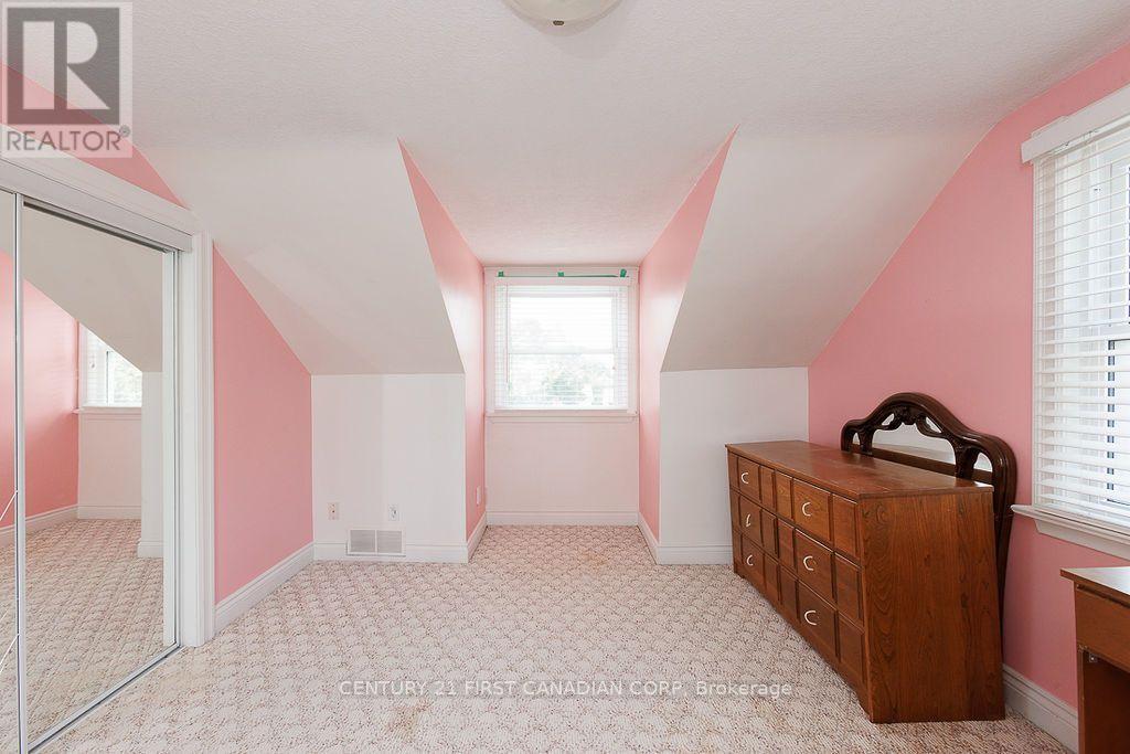 1010 DEARNESS DRIVE - Image 35