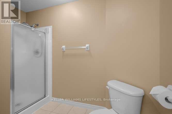 #45 1241 BEAVERBROOK AVENUE - 24