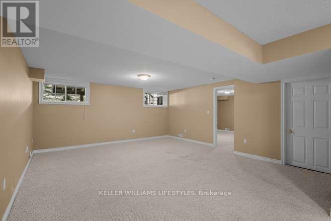 #45 1241 BEAVERBROOK AVENUE - Image 27