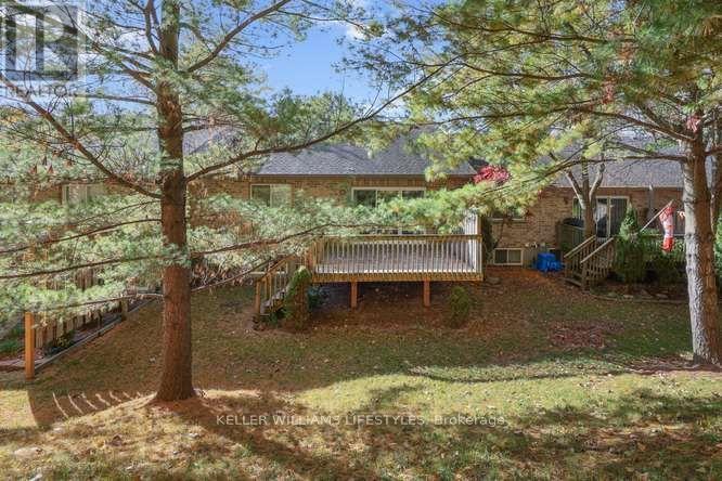 #45 1241 BEAVERBROOK AVENUE - 36