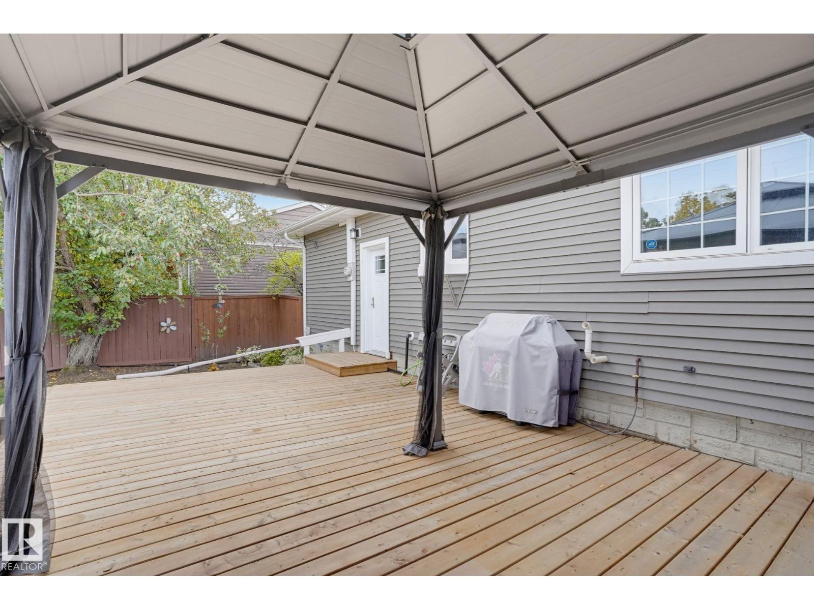 10807 134 ST NW - 21