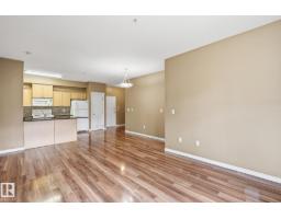 #102 16715 100 Av Nw, Edmonton, AB T5P4Z5 Photo 8