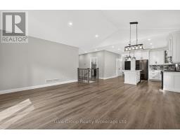 3 Evergreen Court, Tillsonburg, ON N4G0K1 Photo 12