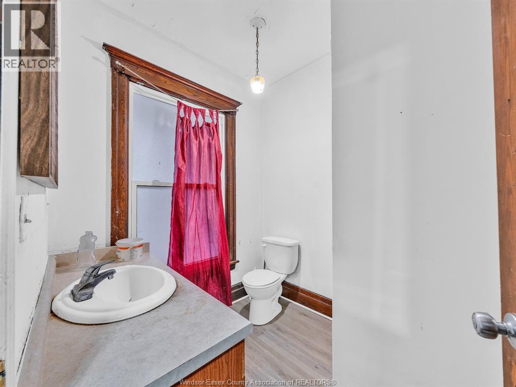 780 DOUGALL - Image 3
