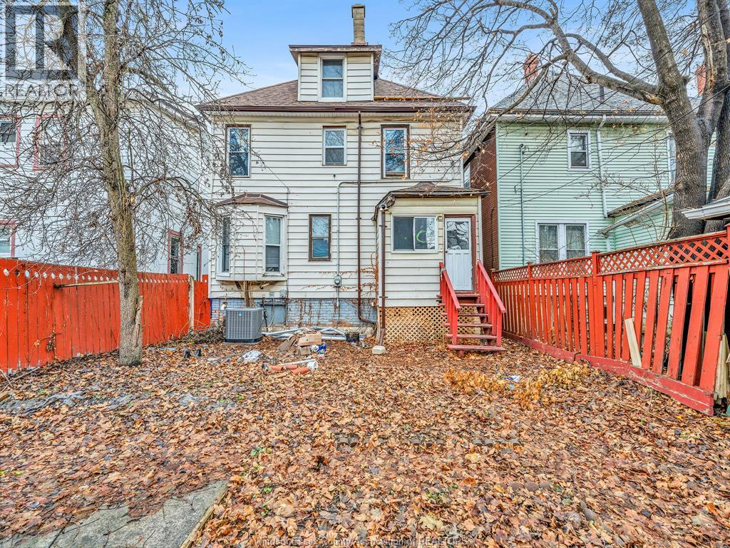 780 DOUGALL - 33