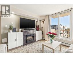 605, 429 14 Street NW - photo 3