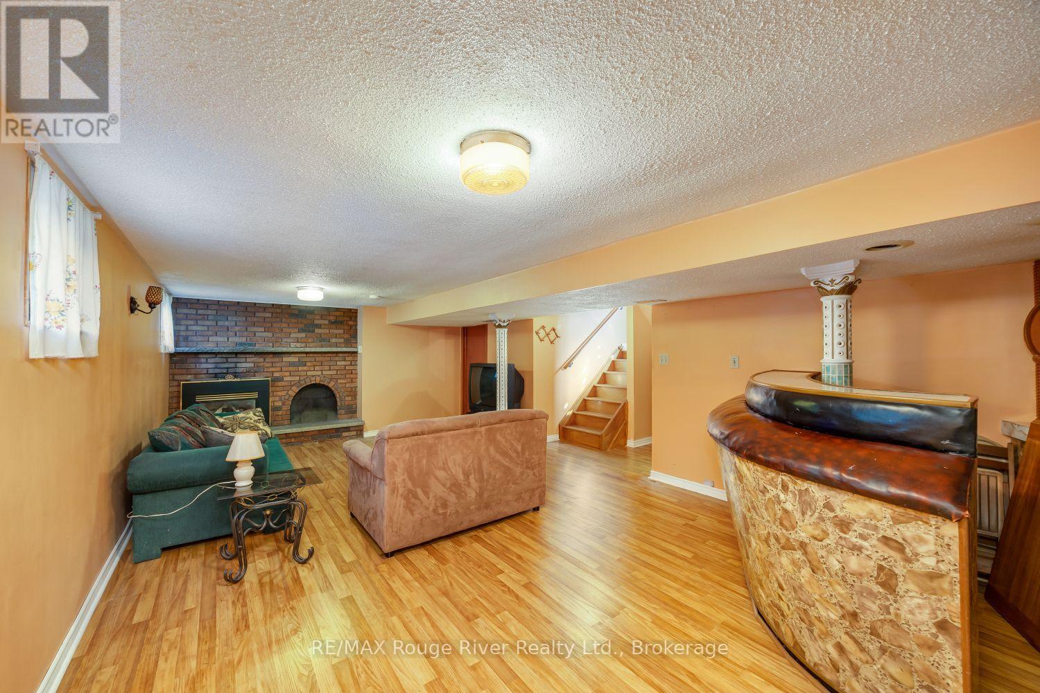 287 Guelph Street, Oshawa, ON photo 28
