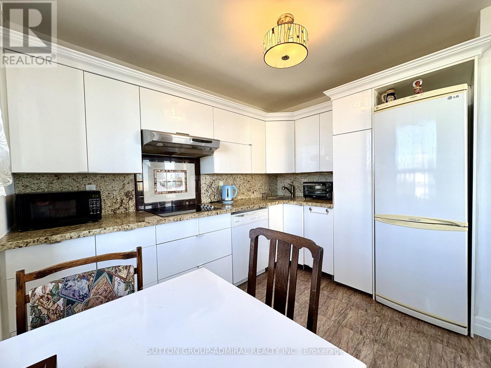 1103- 135 Antibes Drive, Toronto, ON photo 13