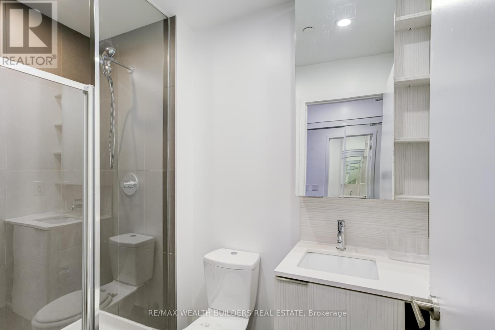 55 Regent Park Boulevard — photo 29
