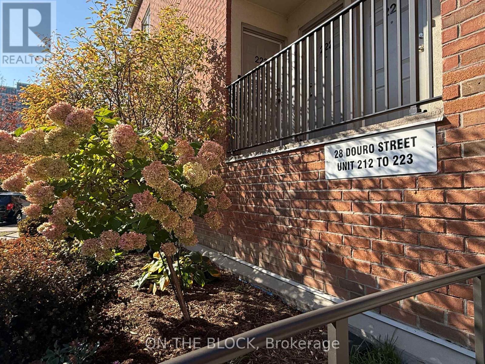 28 Douro Street — photo 34