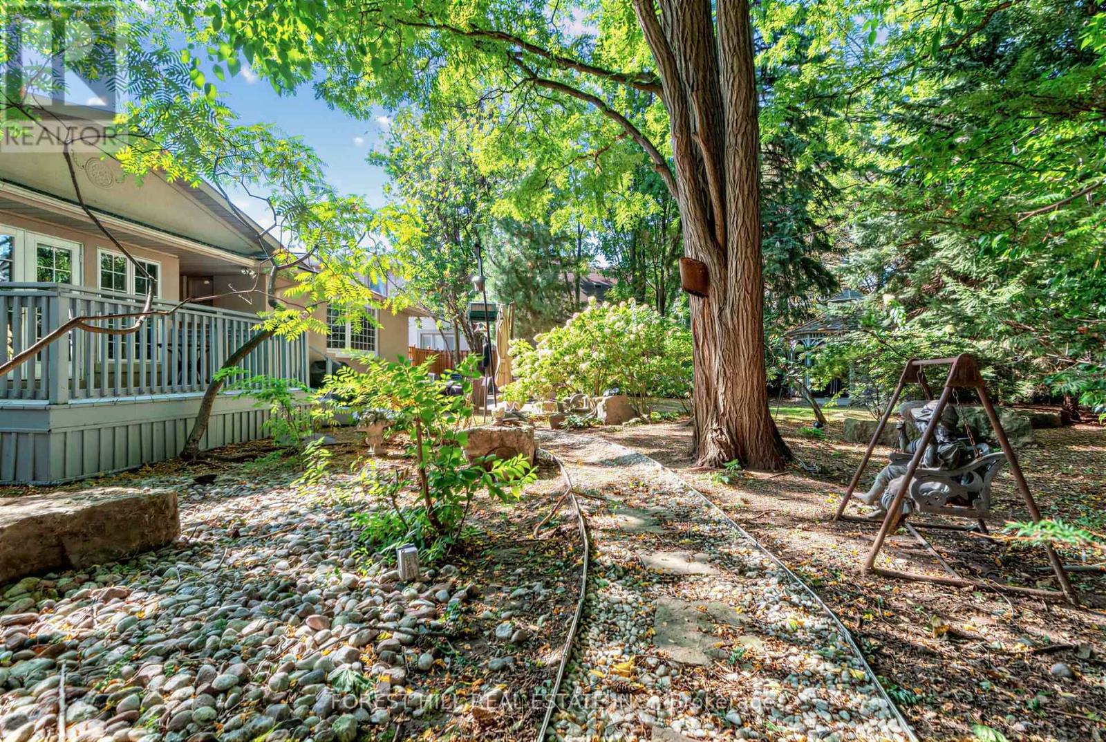 4 ABRAMS PLACE - 27