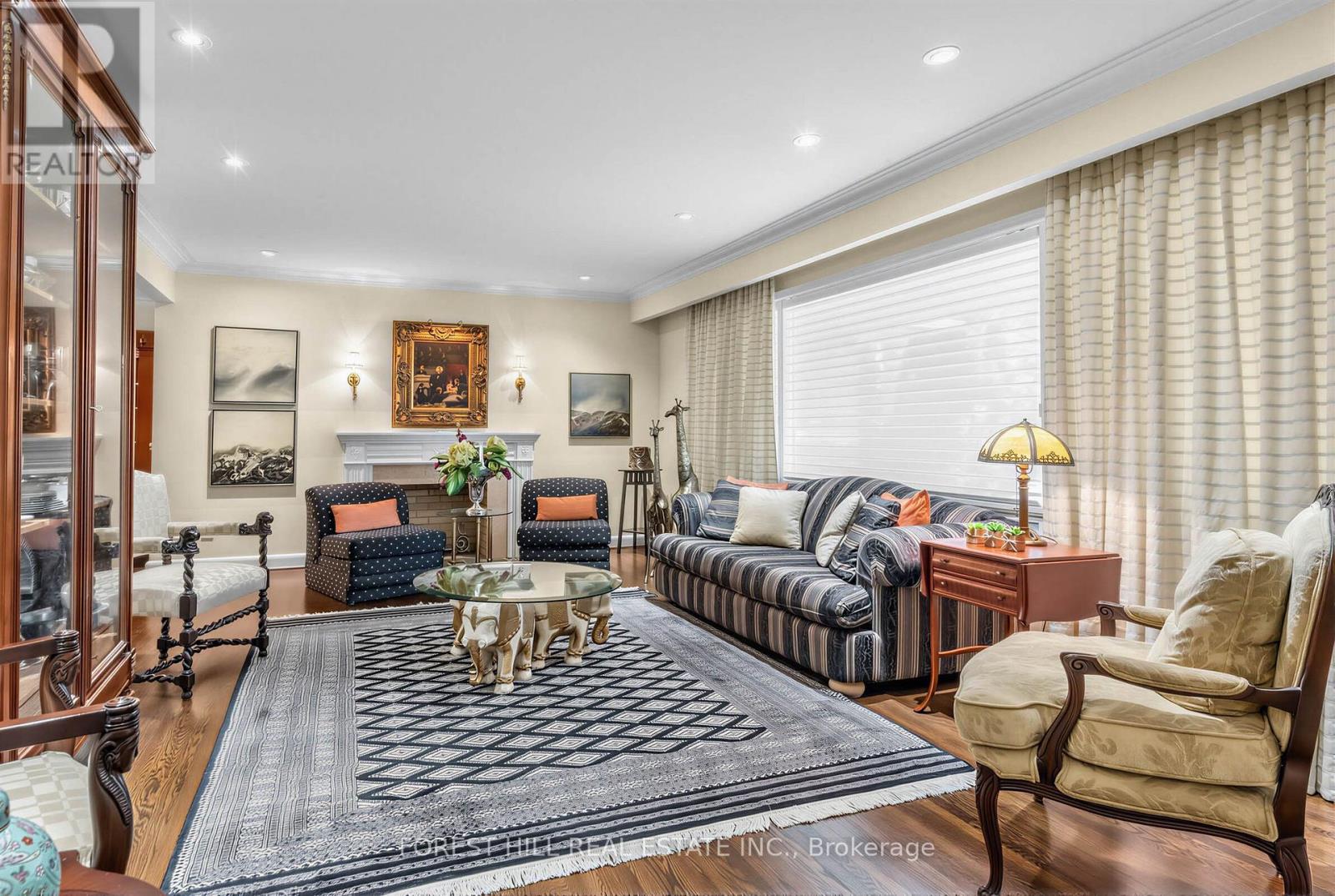 4 ABRAMS PLACE - 4