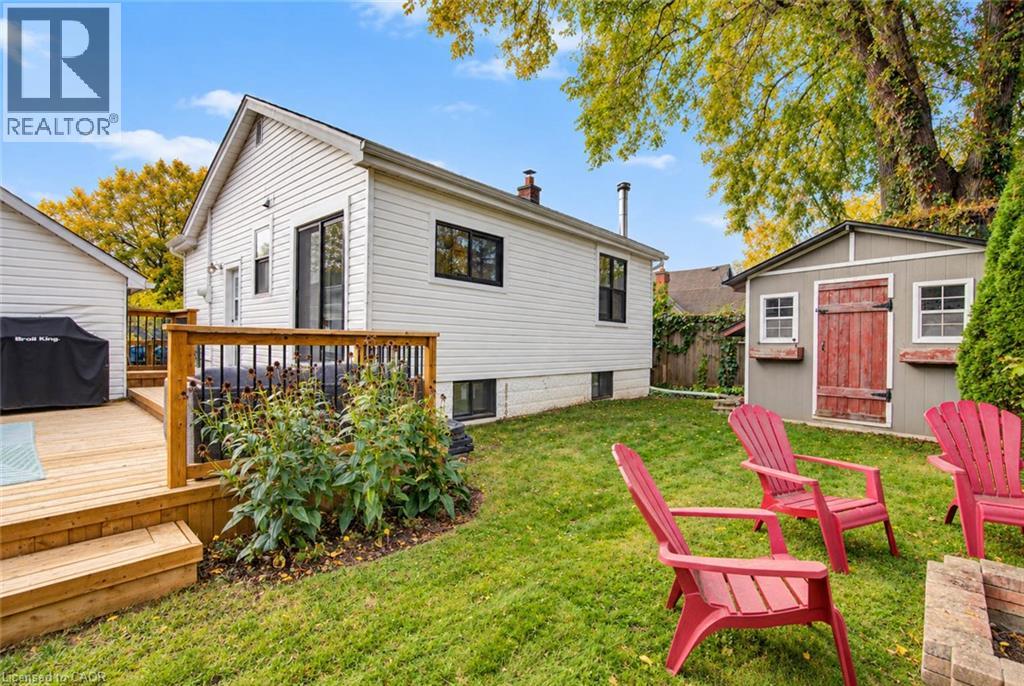 8 PEEL Street N - Image 43