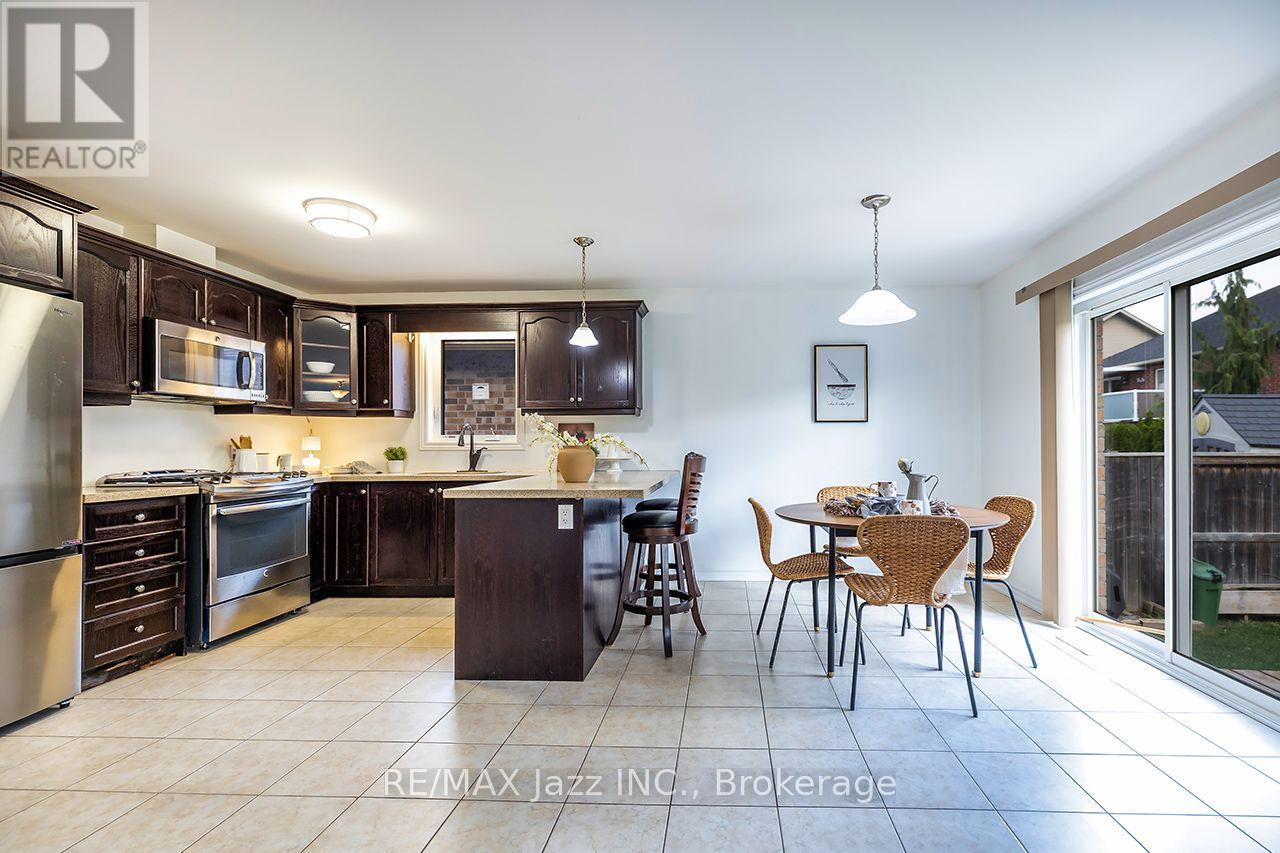 10 Milner Court, Kawartha Lakes, ON photo 6