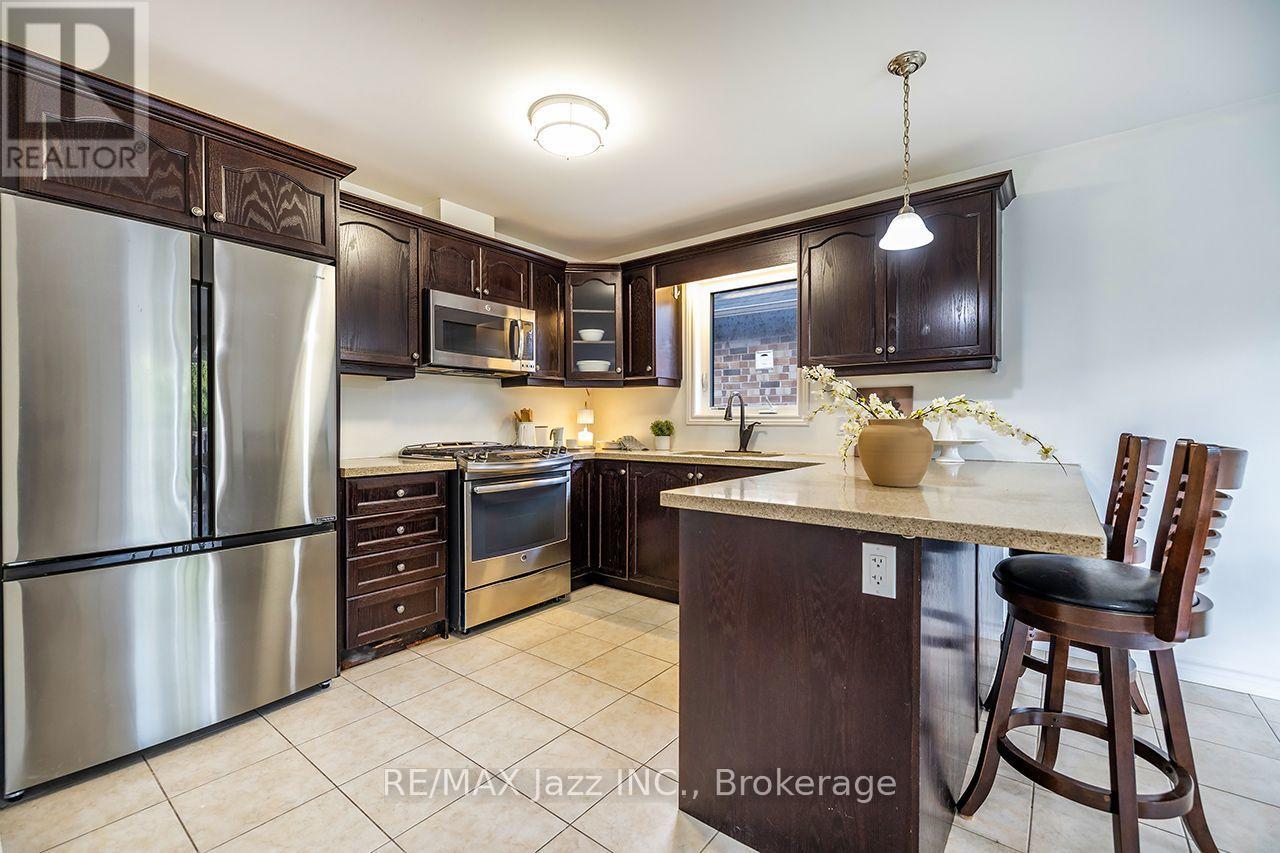 10 Milner Court, Kawartha Lakes, ON photo 7
