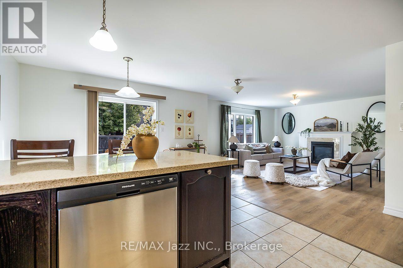 10 MILNER COURT - 8