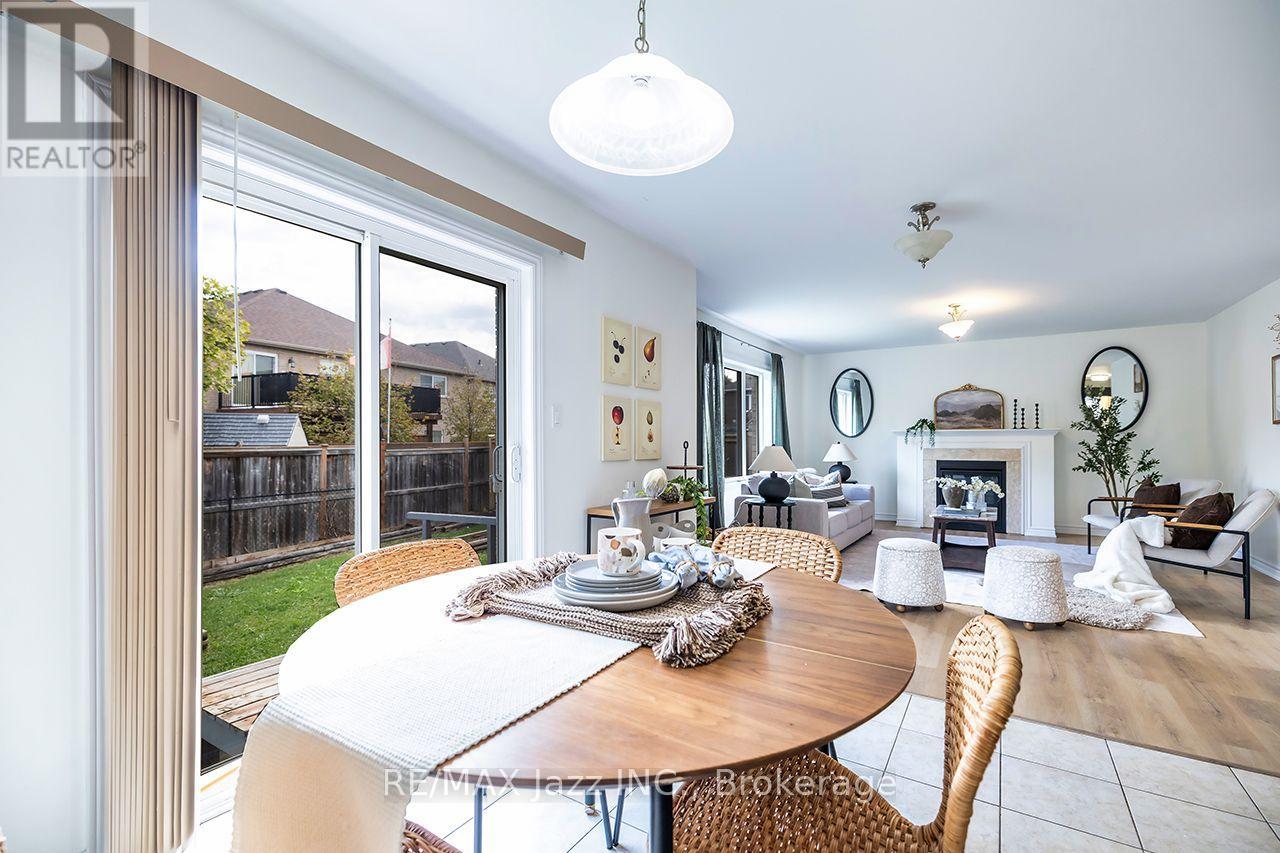 10 Milner Court, Kawartha Lakes, ON photo 9