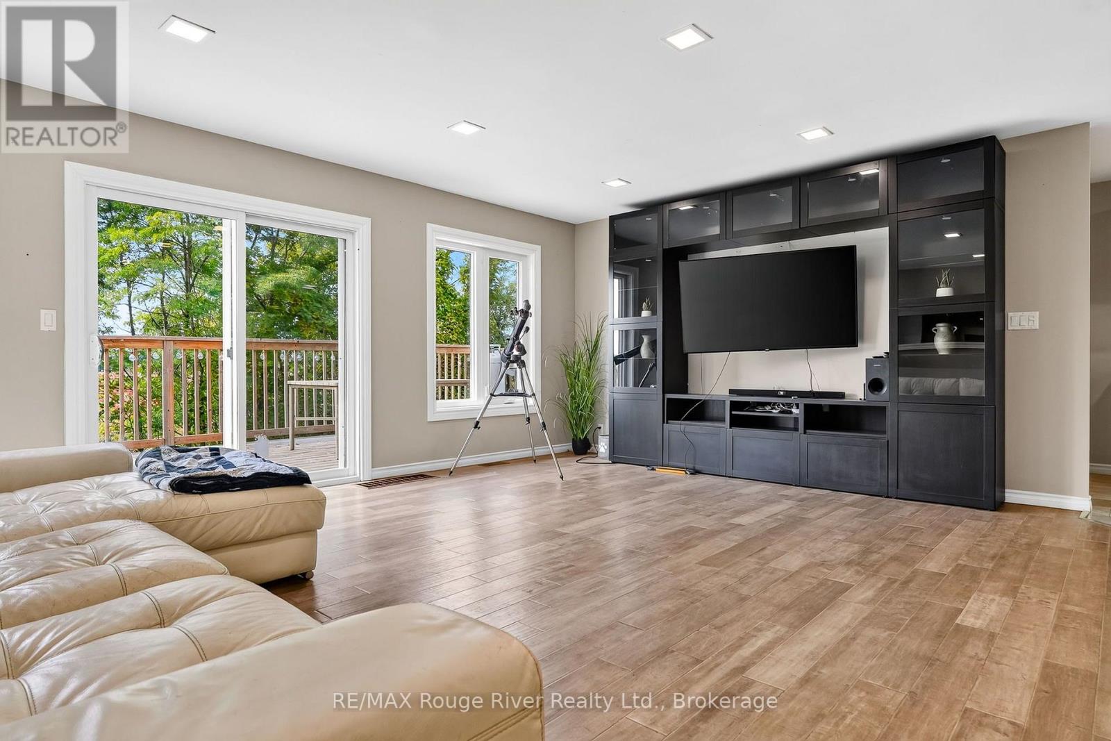 170 COWIE ROAD - 11