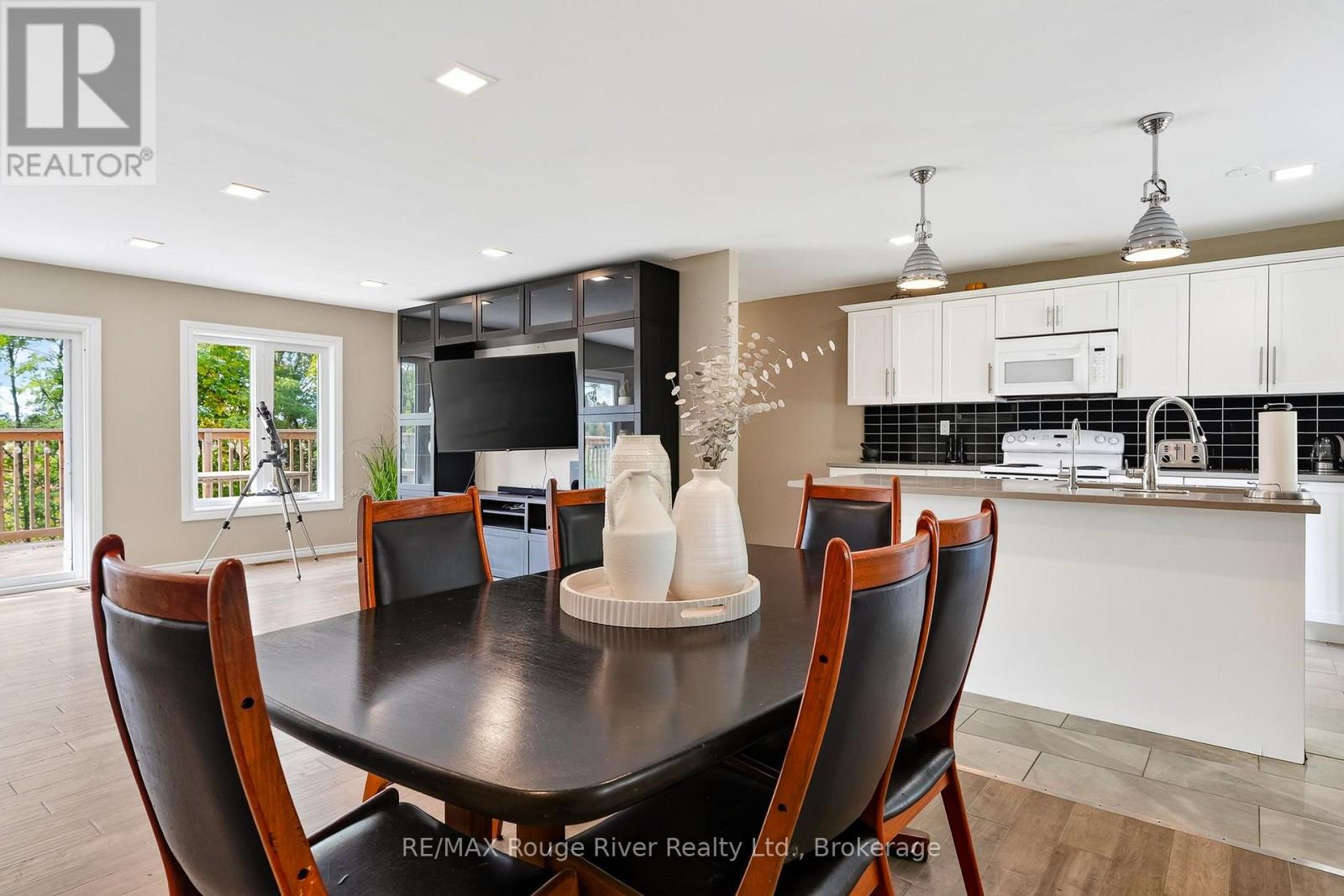 170 COWIE ROAD - 15