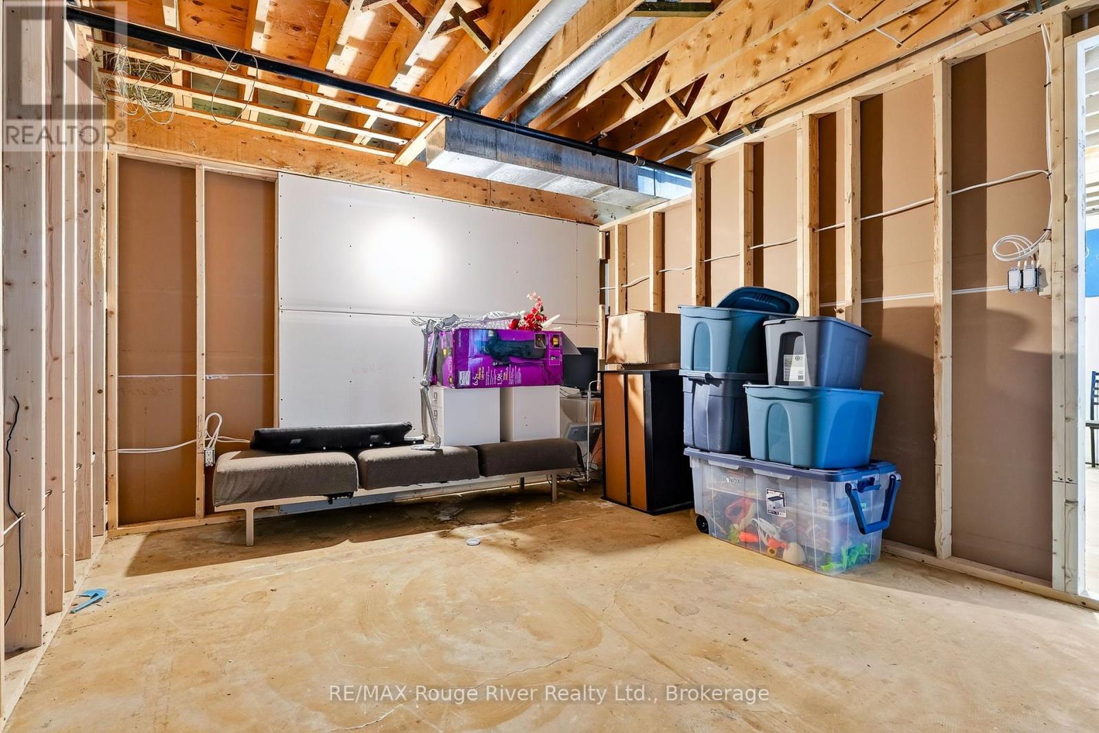 170 COWIE ROAD - 35