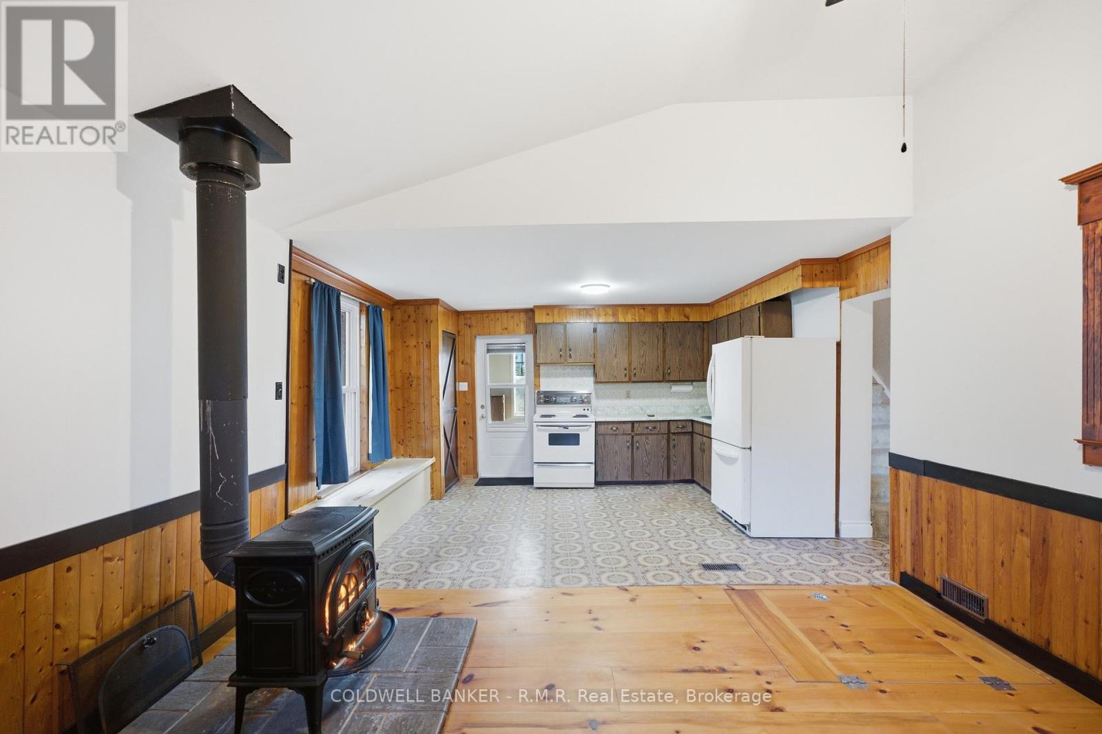10 Church Street, Kawartha Lakes, ON photo 5