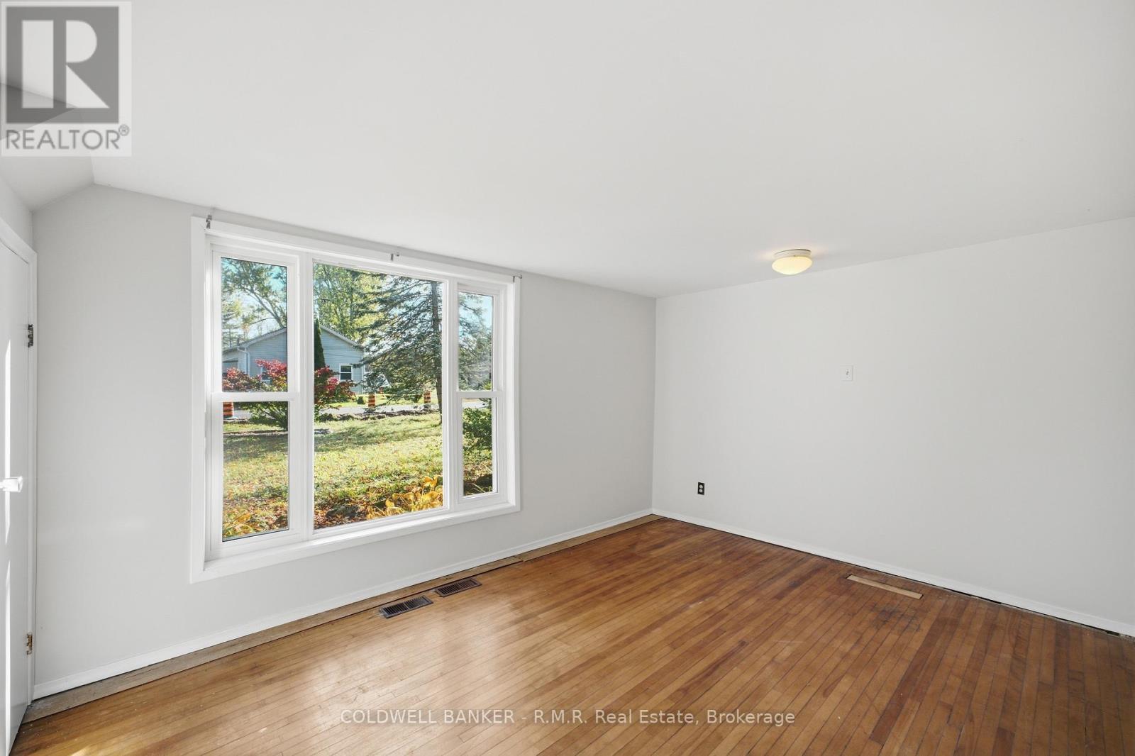 10 Church Street, Kawartha Lakes, ON photo 8