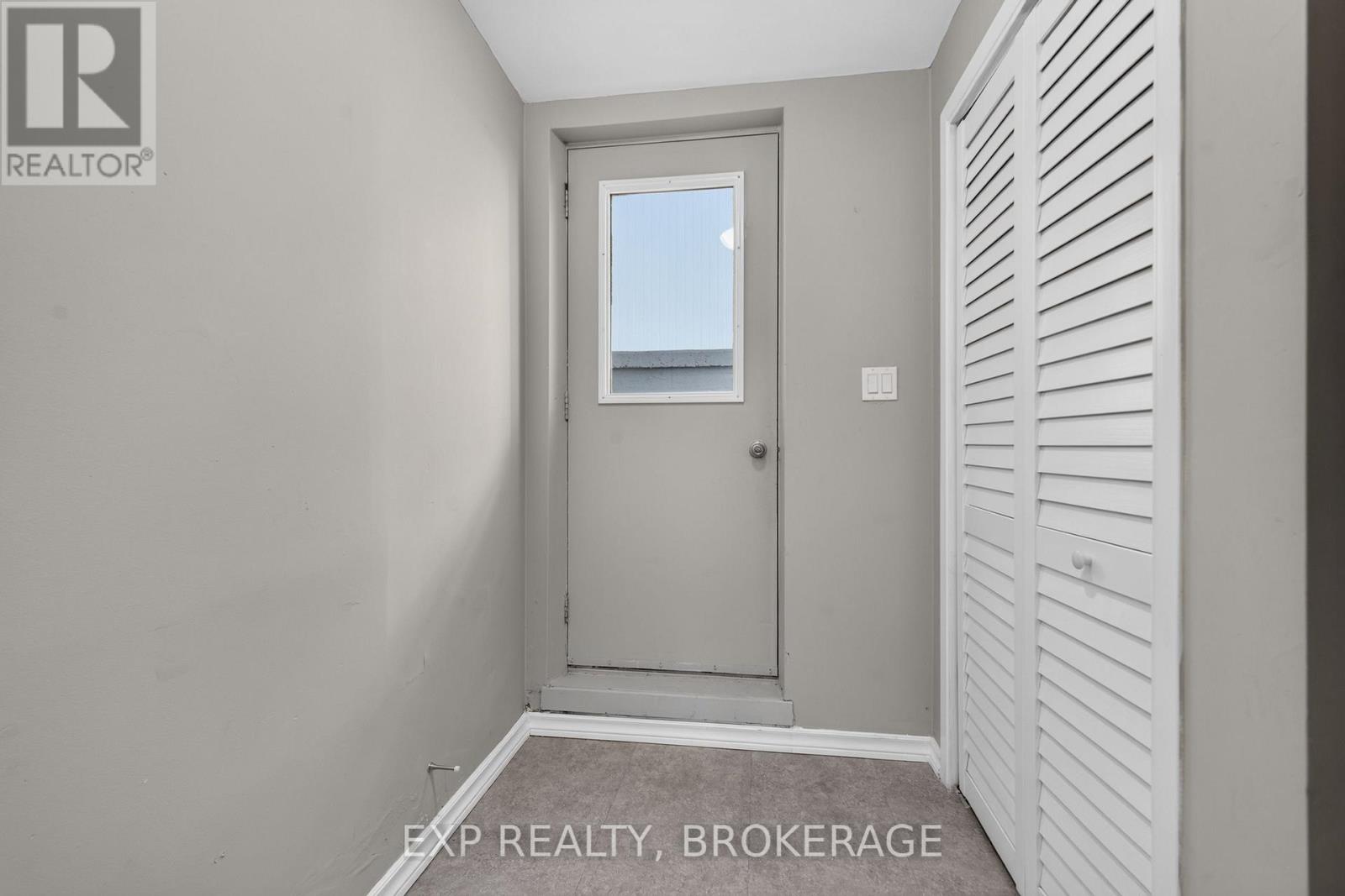 585 GAVIN COURT - Image 34