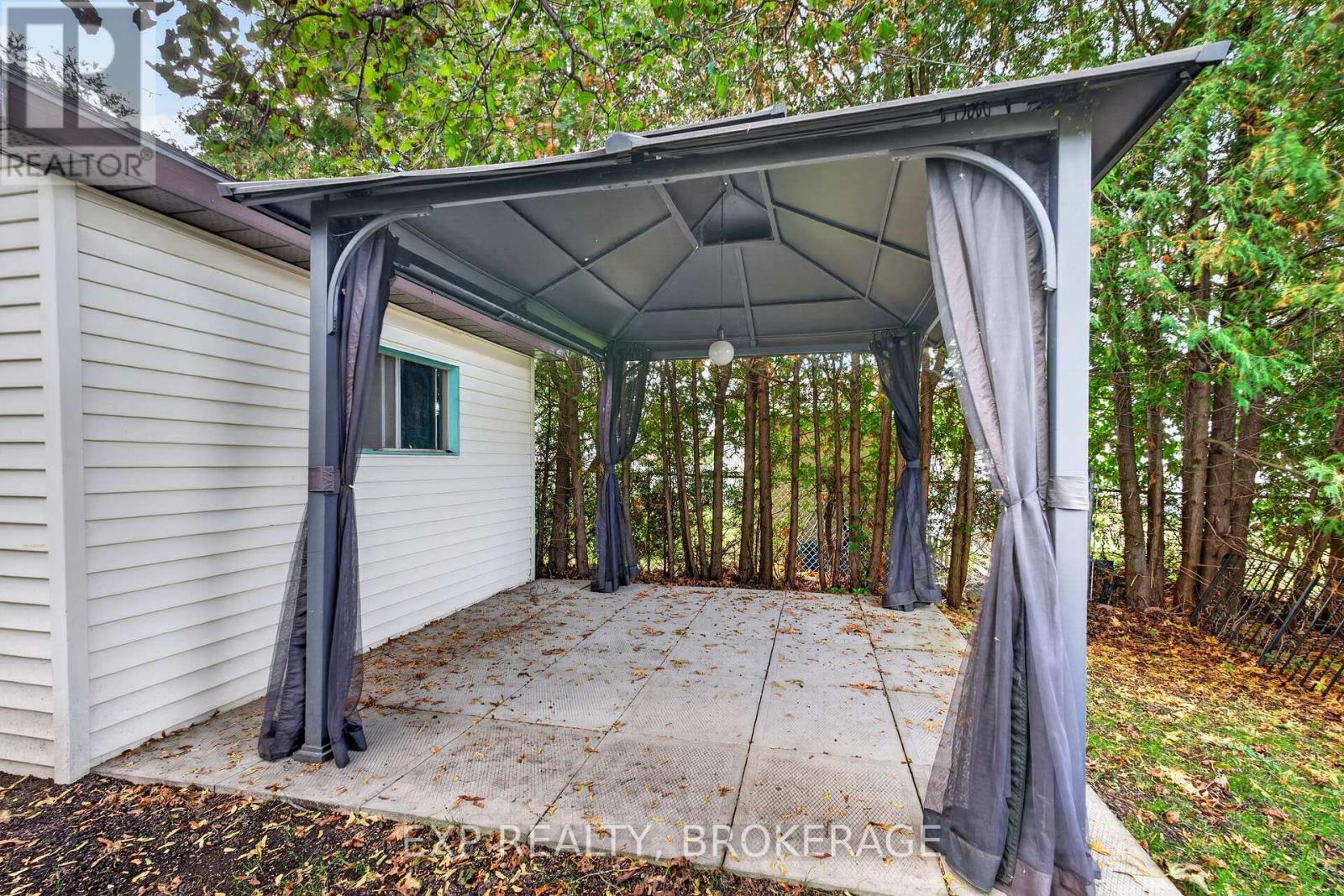 585 GAVIN COURT - Image 38