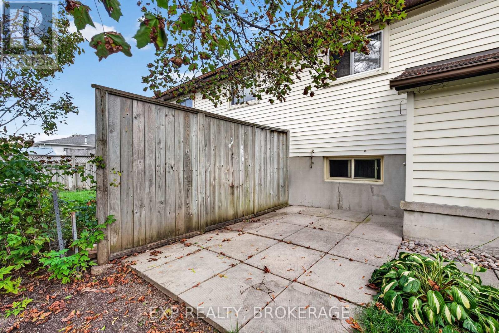 585 GAVIN COURT - Image 40