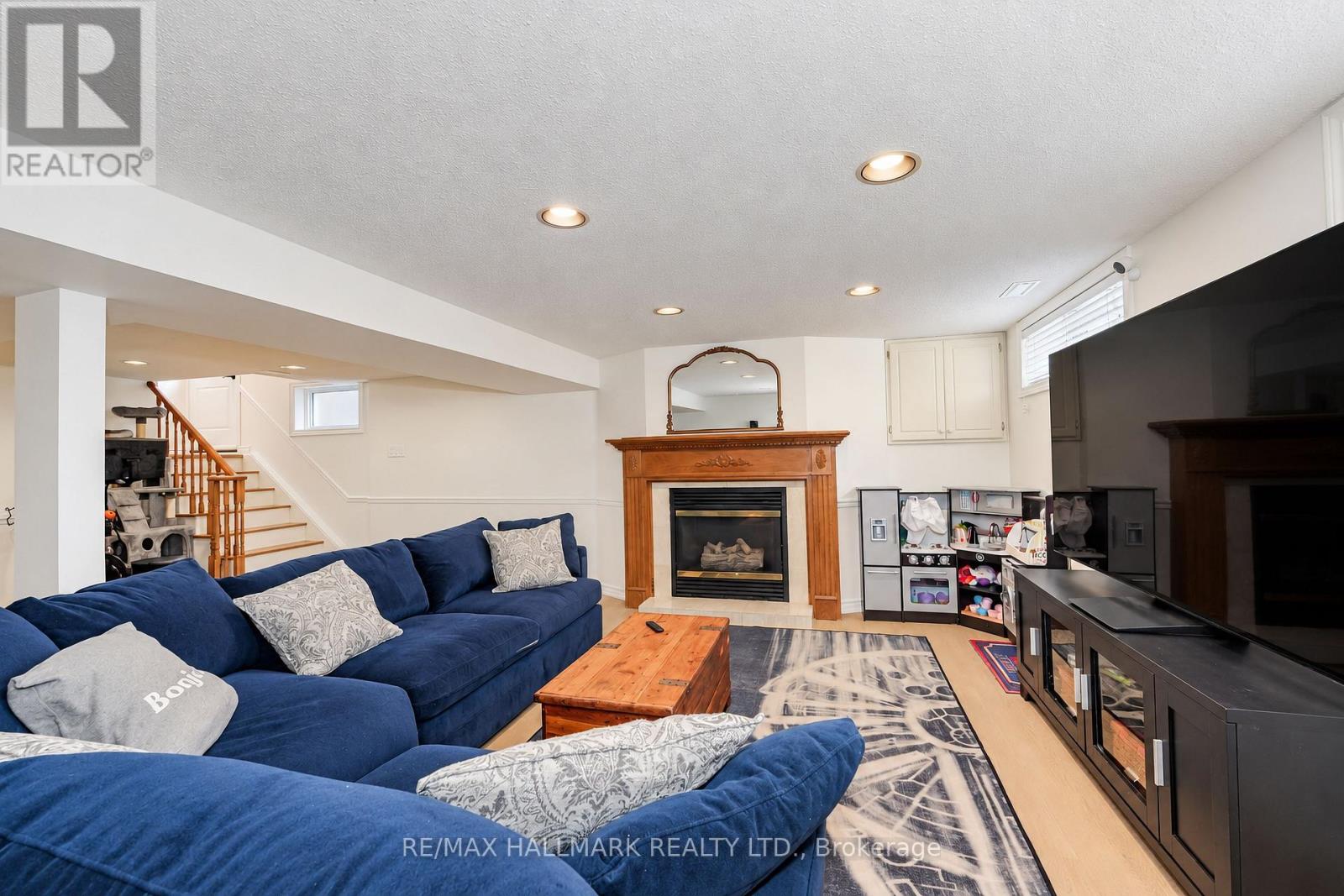 20 Wishing Well Drive, Toronto, ON photo 32