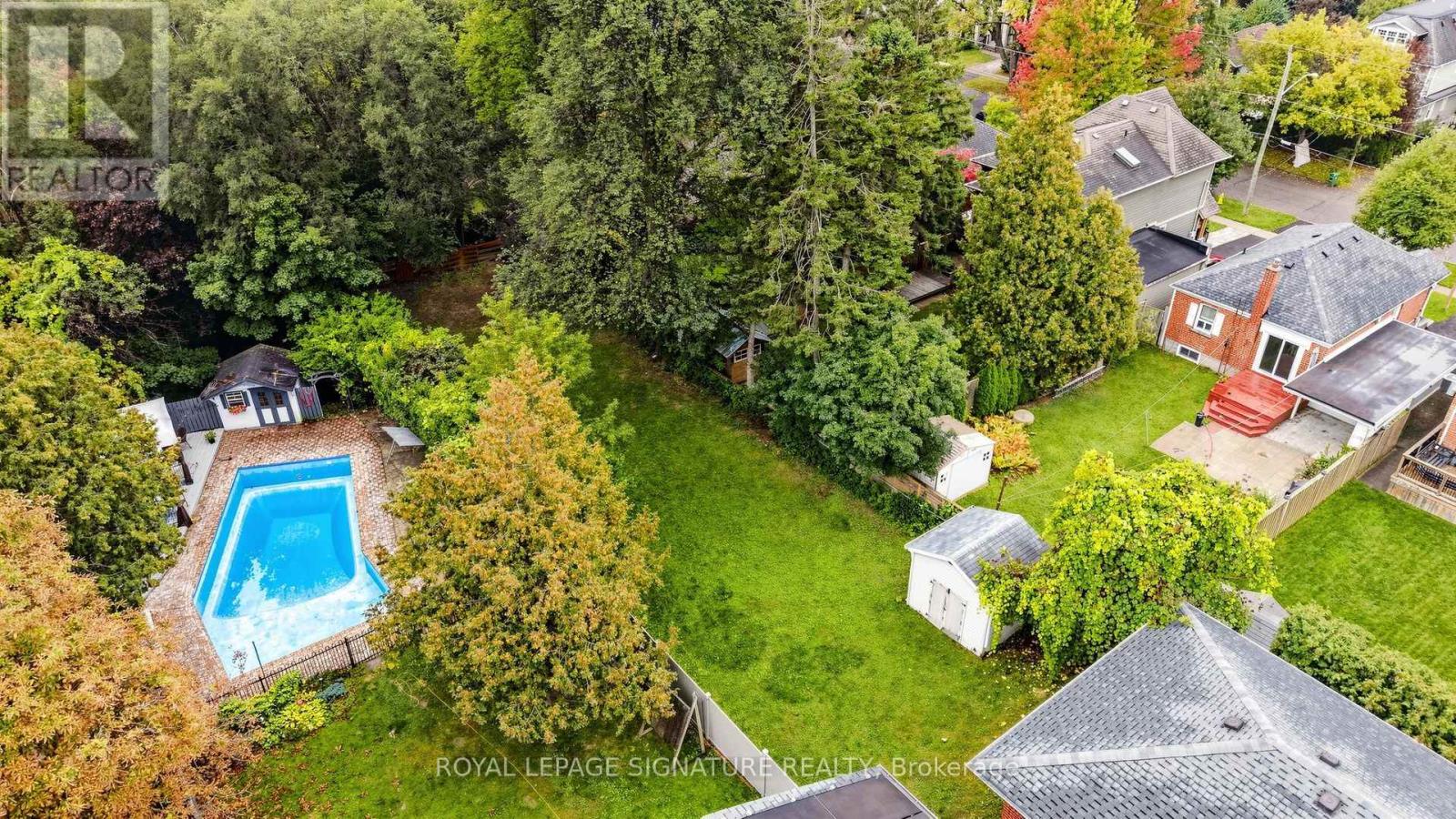 35 Florens Avenue, Toronto, ON photo 49