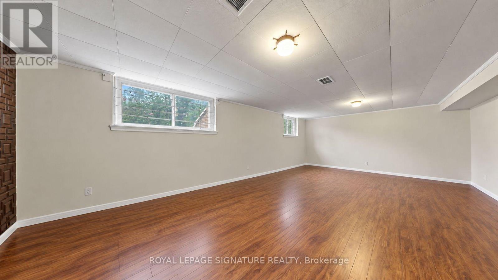 35 FLORENS AVENUE - 7